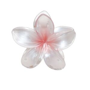 Emi Jay super bloom claw clip rose pearl